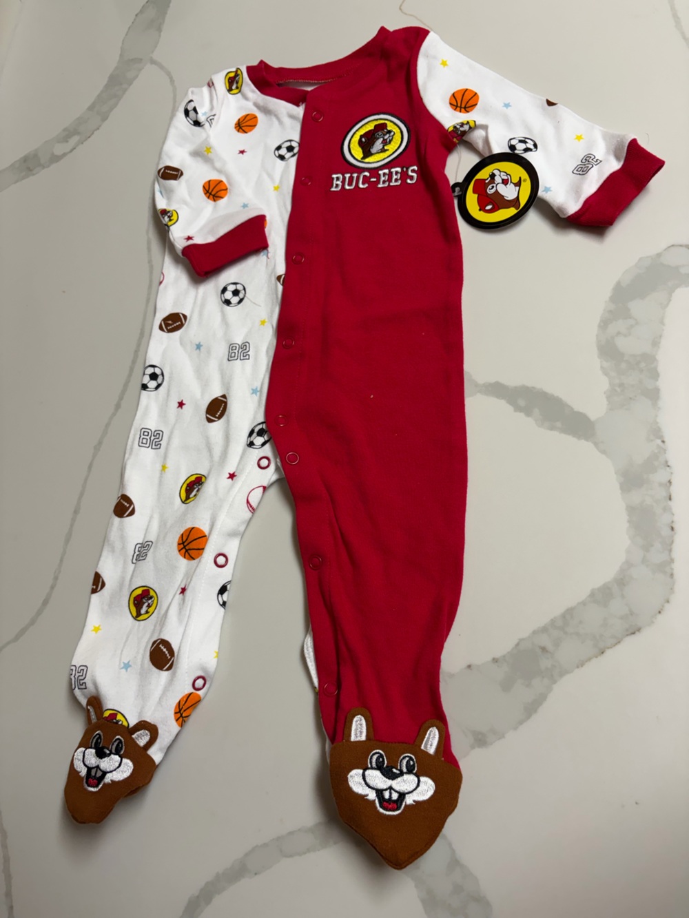 Buc-ee’s Footed Sleeper One-Piece 6M Cotton Knit Sports Print Snap Long Sleeve